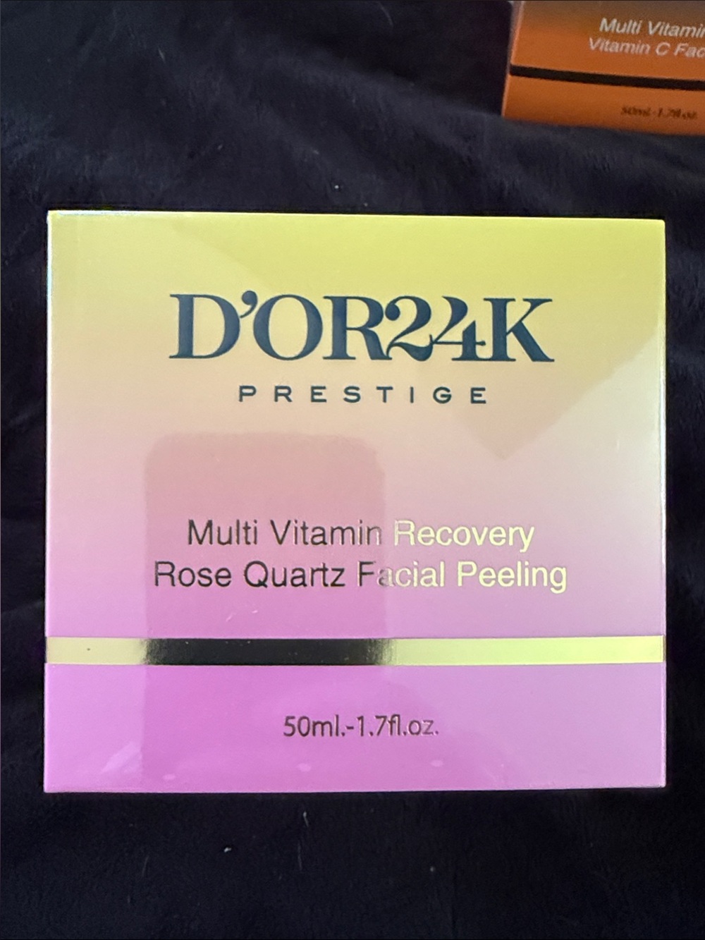 D'OR24K Prestige Multi Vitamin Recovery Rose Quartz Facial Peeling - Pink